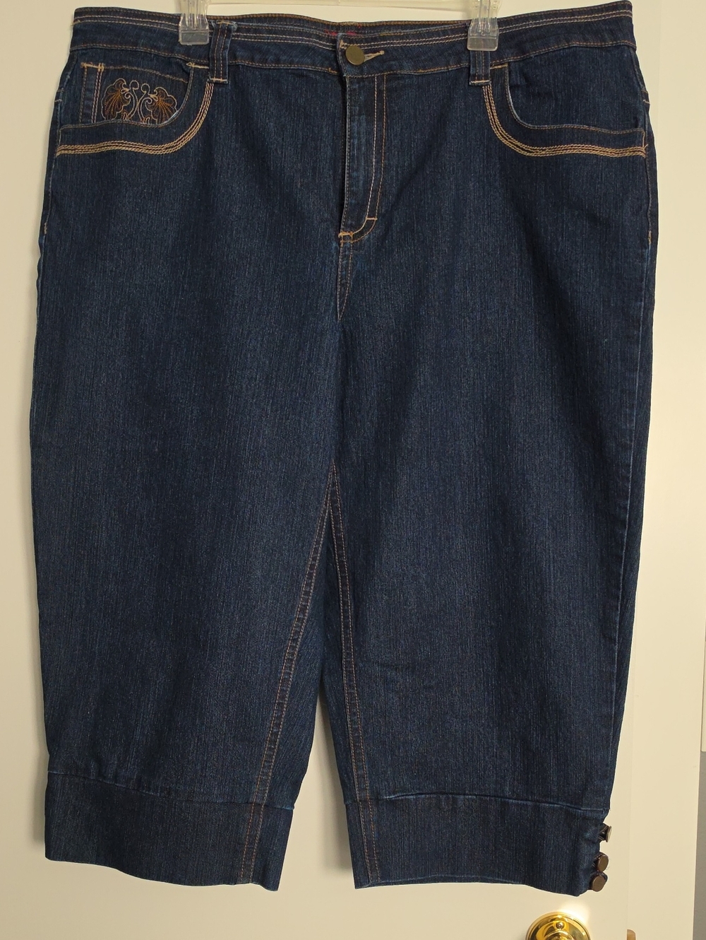 Women's Denim Capri Jeans with Embroidered Detail - Size 20W